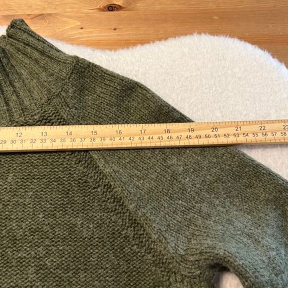 American Eagle Outfitters Olive Green Turtleneck Sweater - Picture 12 of 14